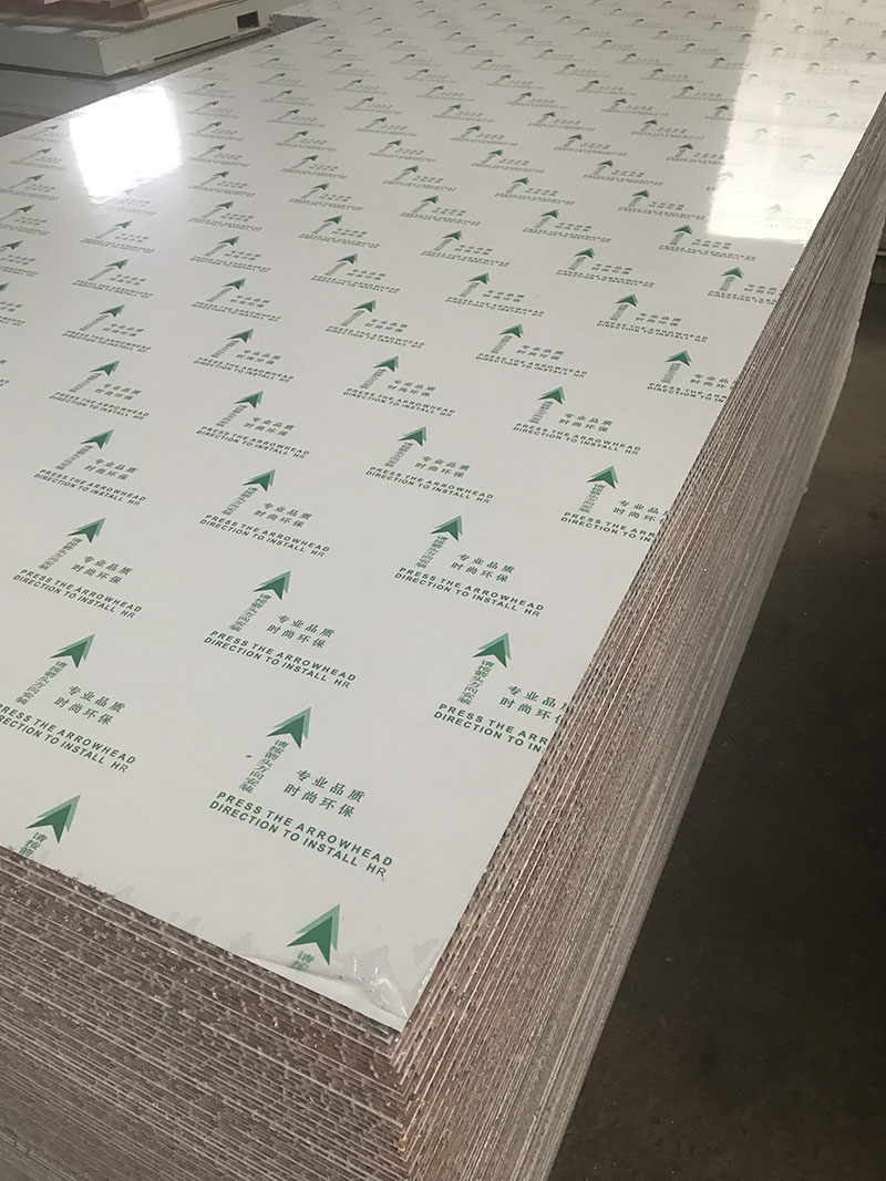 鋁蜂窩板怎么挑選合適的厚度